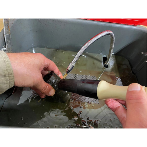 Brosse Atlasta pour pi&egrave;ces Buying Direct Corp.