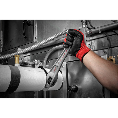 Cl&eacute; &agrave; tuyau coud&eacute;e en aluminium, Cap des m&acirc;choires 2", Longueur 14", Fini Rev&ecirc;tement en poudre, Prise Ergonomique Buying Direct Corp.