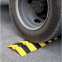 Ultra-Sidewinder&reg; Cable Protection System - Large, 14.125" x 13.675" x 2.13", 13500 lbs. (6.75 tons) Buying Direct Corp.