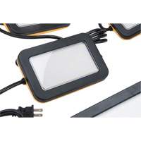 Chaîne de baladeuses DEL, 5 Lumi&egrave;res, 50' lo, Boîtier en Plastique Buying Direct Corp.